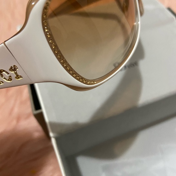 SOLD - Picture 4 of 8